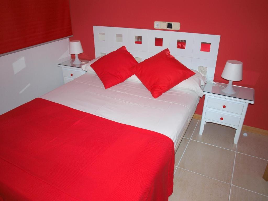 Hostal El Parque Сан-Мартин-де-ла-Вега Экстерьер фото